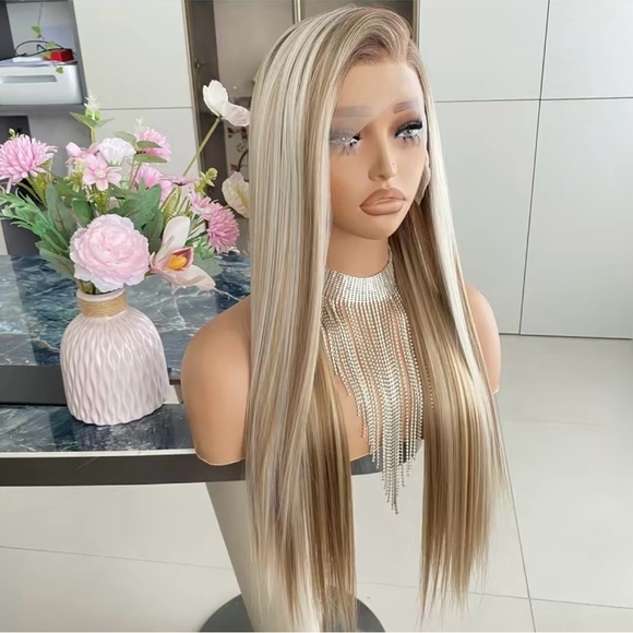 Carkira Other - Luxurious Ash Blonde Long Wig